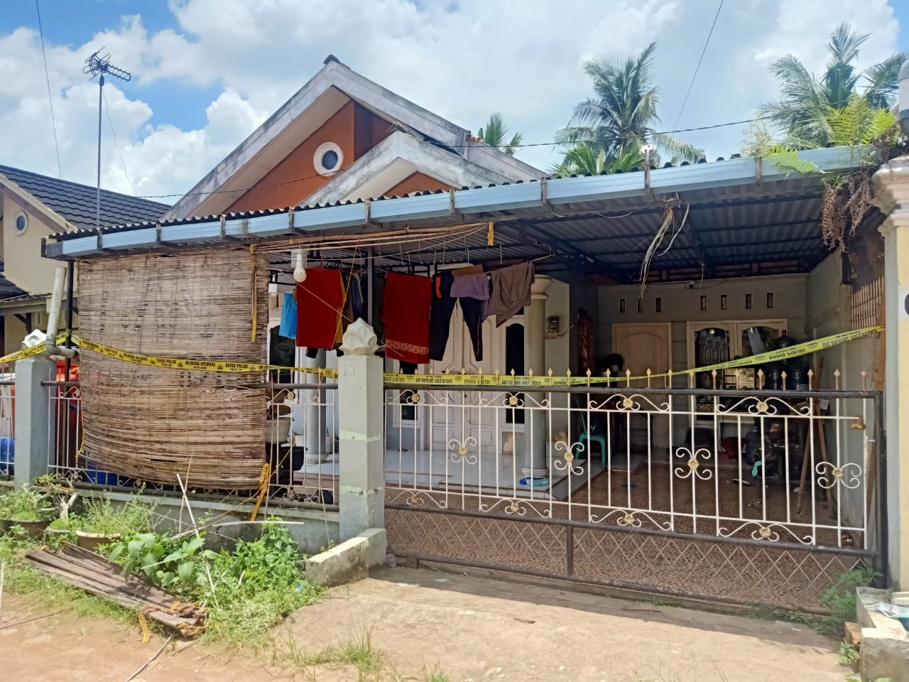 2 Minggu Tak Ada Kabar, Warga Lingkar Selatan Kota Jambi Membusuk di Rumahnya 