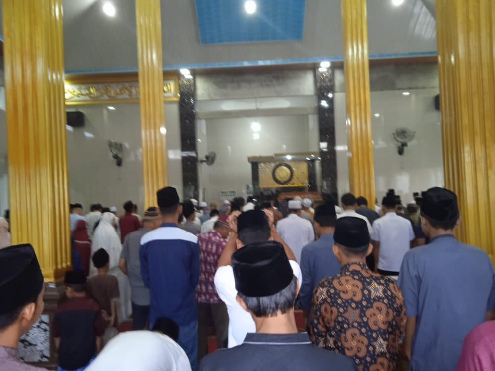 Gelar Salat Idul Adha, Jamaah di Masjid As Sa'adah Pematang Gajah Muarojambi Ramai