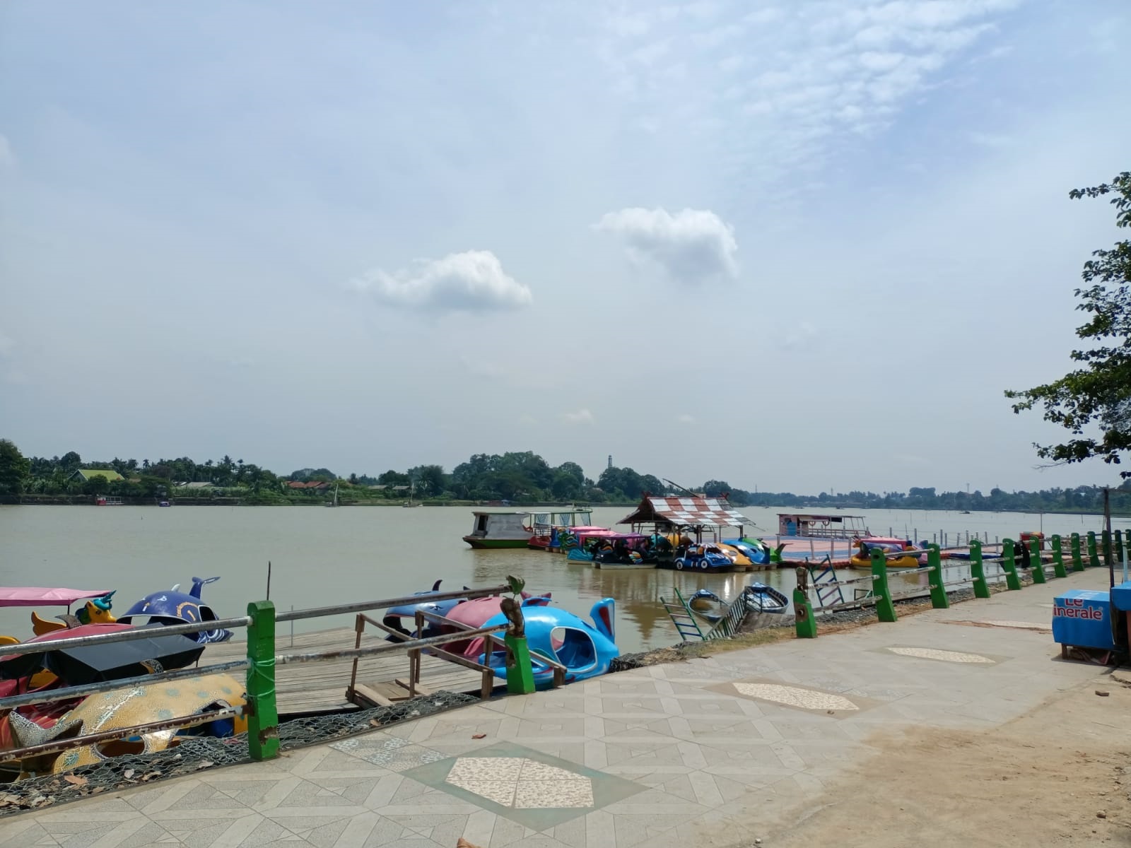 Pedagang Danau Sipin Minta Perhatian Lebih