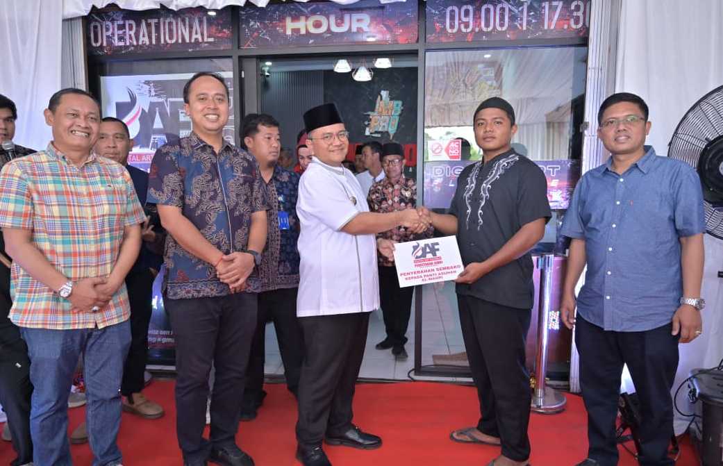 Pemkot Jambi Dorong Investasi dan Wirausaha Muda, Wali Kota Resmikan Usaha Digital Printing