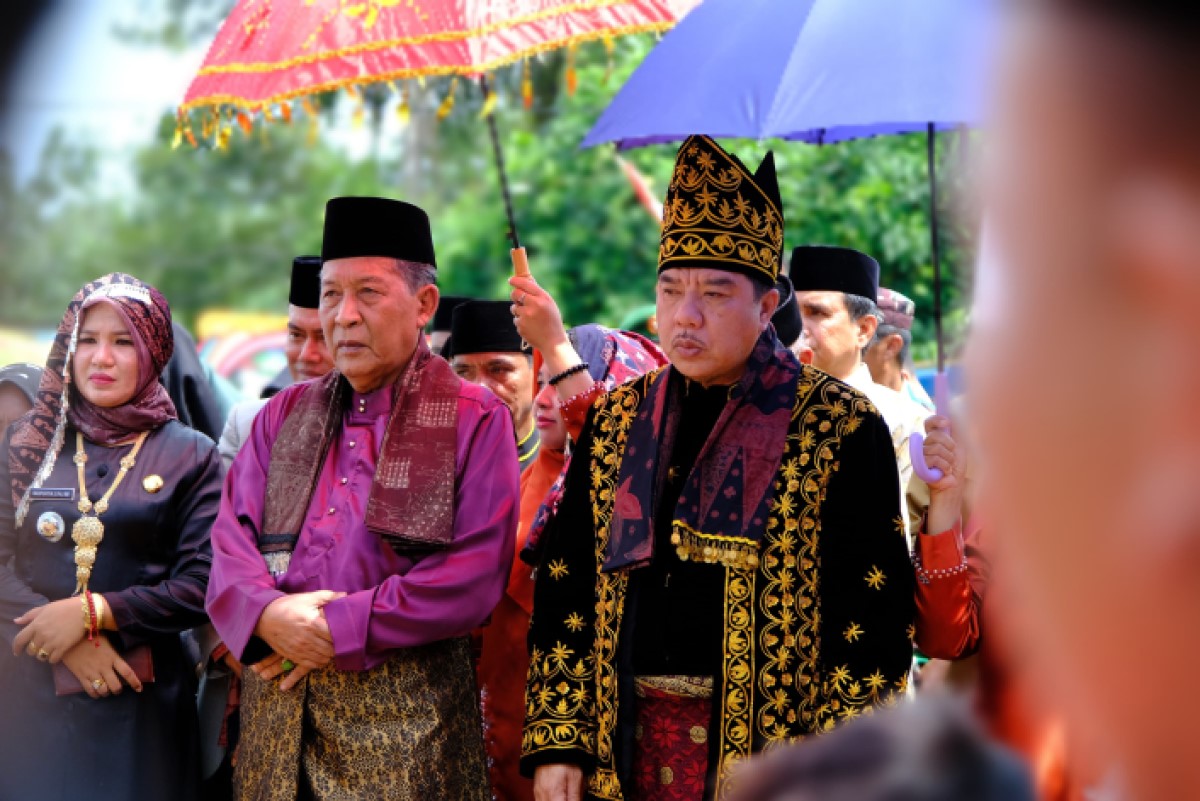 Wagub Jambi Abdullah Sani Hadiri Hari Jadi Kecamatan Tabir Ulu, Harap Seluruh Elemen Saling Bersinergi 