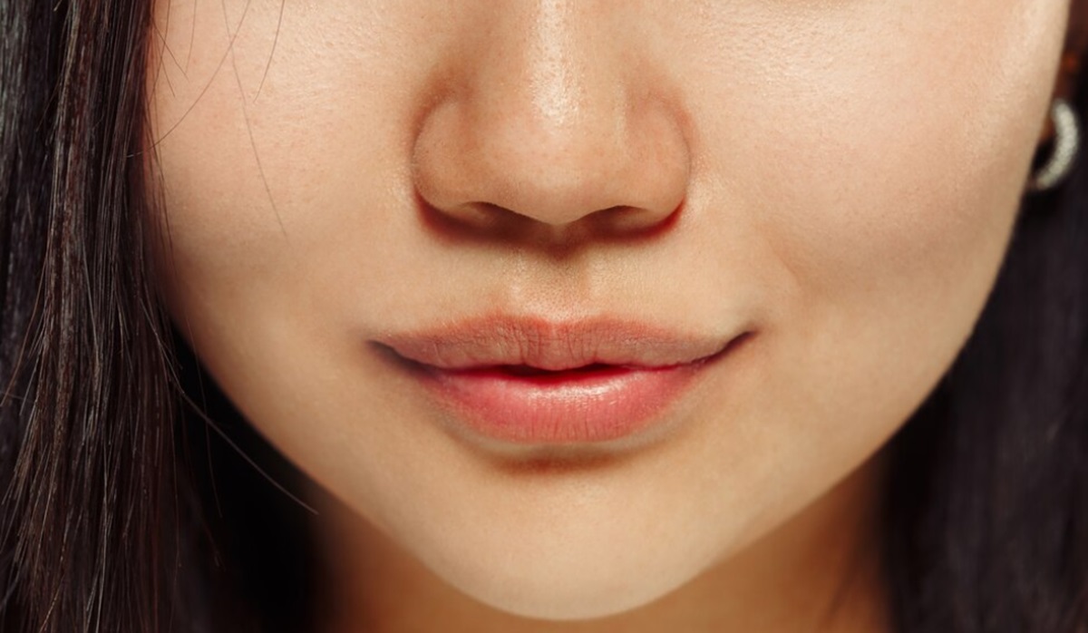 8 Tips Mengatasi Bibir Kering, Nomor Terakhir Perlu Dihindari