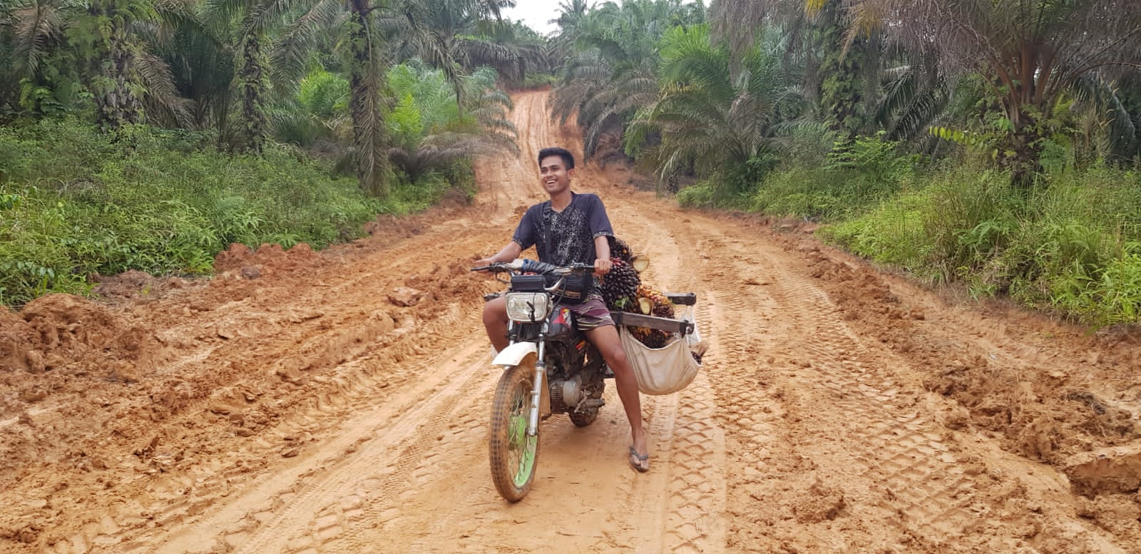 Warga Senang dengan Pembangunan Jalan TMMD ke-115 Kodim 0415/Jambi