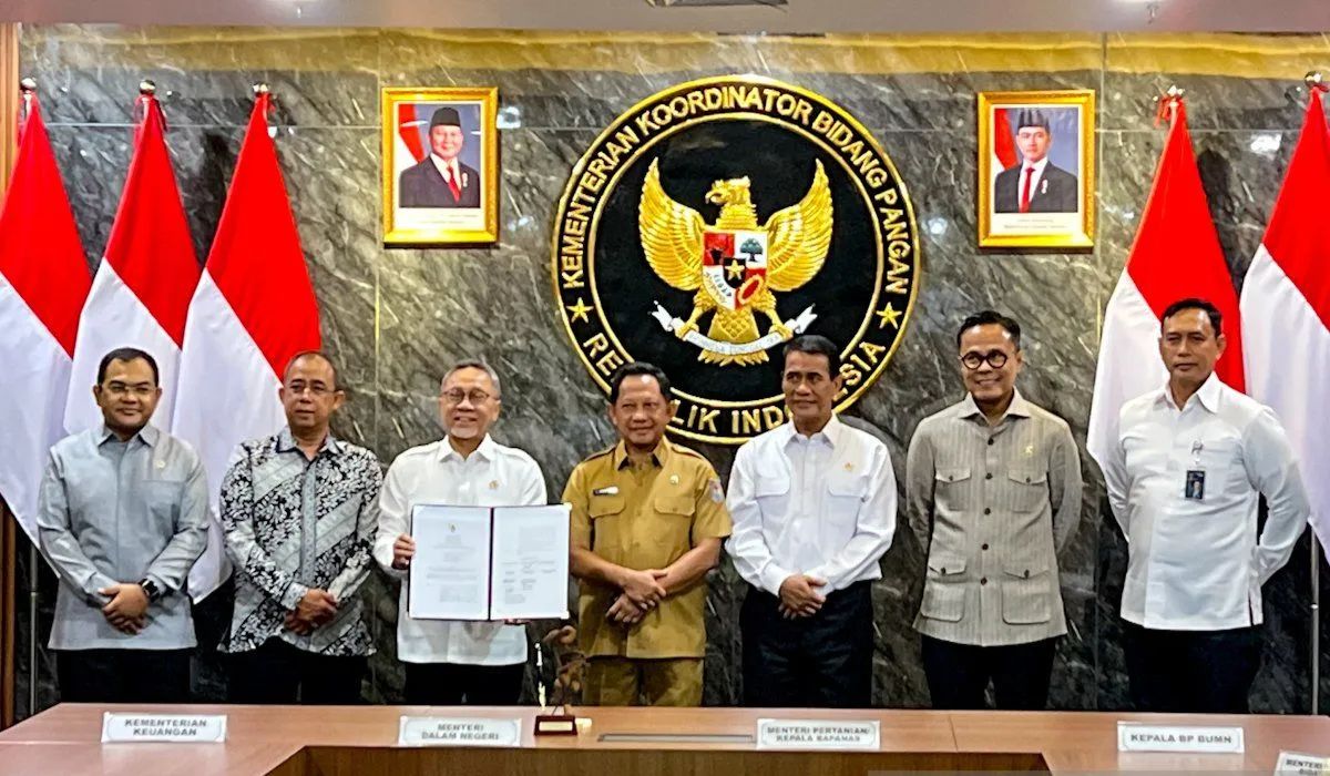 Pemerintah Bangun 100 Gudang Bulog Rp5 Triliun untuk Perkuat Logistik dan Serap Hasil Petani