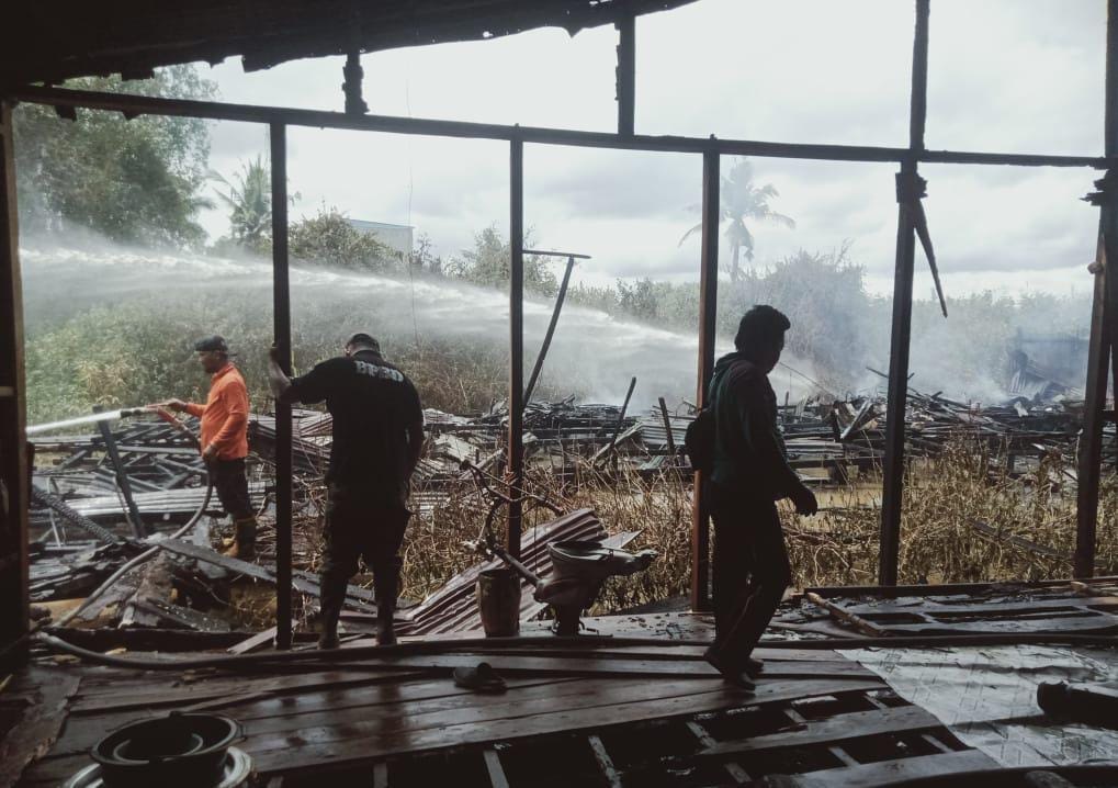 Kebakaran di Tanjab Timur, 3 Rumah Hangus Dilahap Api