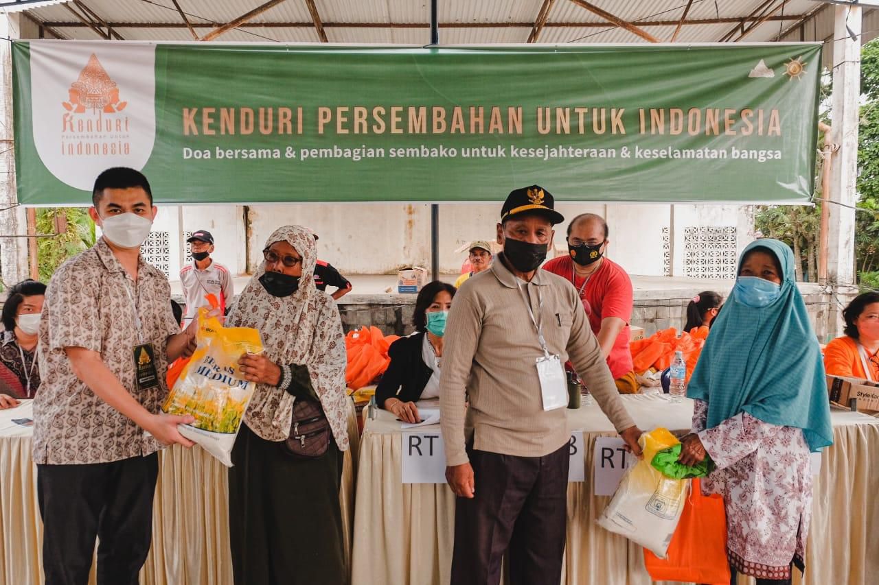Masyarakat Jambi Terima 1000 Paket Sembako Kenduri Persembahan untuk Indonesia 