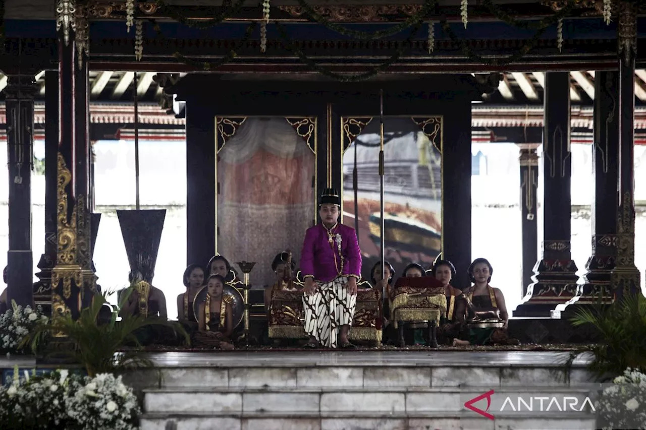 Hamangkunegoro Akhirnya Resmi Menjadi SISKS Pakubuwono XIV