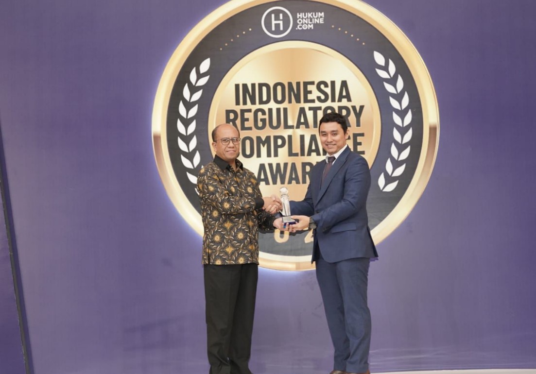 PLN Group Borong 5 Penghargaan dalam Indonesia Regulatory Compliance Awards 2024