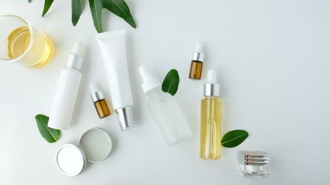 Jangan Asal Beli Skincare, Perhatikan 10 Hal Ini Agar Tidak Menyesal