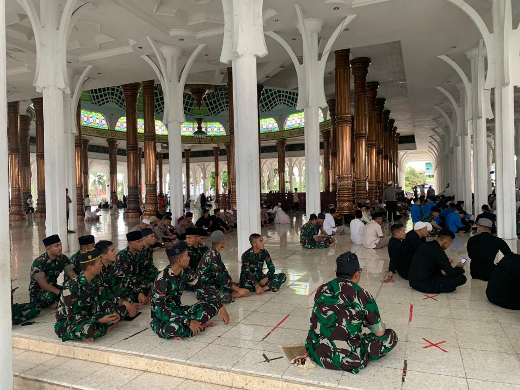 Sambut Tahun Baru Islam, Prajurit Korem 042/Gapu Zikir dan Doa Bersama di Masjid Agung Al Falah Jambi