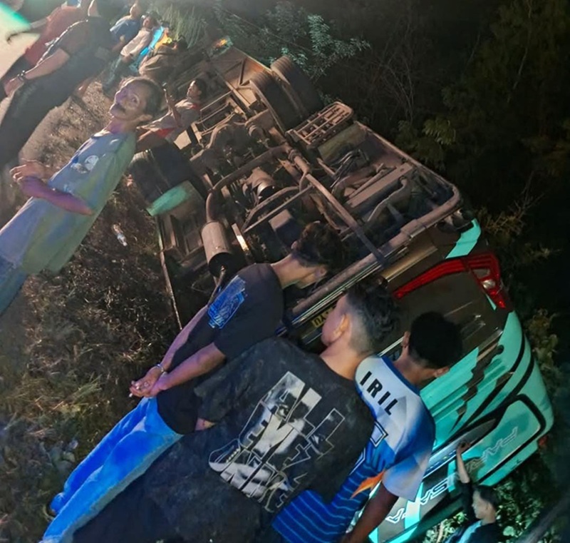 BREAKING NEWS: Bus Berisi Jamaah Umroh Asal Jambi Dikabarkan Kecelakaan di Sumsel