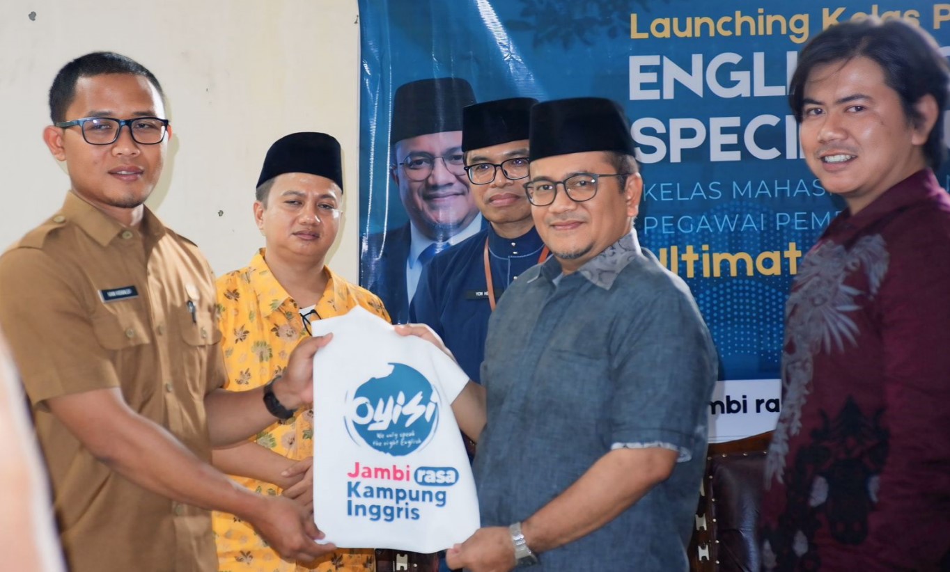 Dr, dr. Maulana, M.K.M Resmi Buka Program Pelatihan Bahasa Inggris untuk Pegawai Pemerintahan