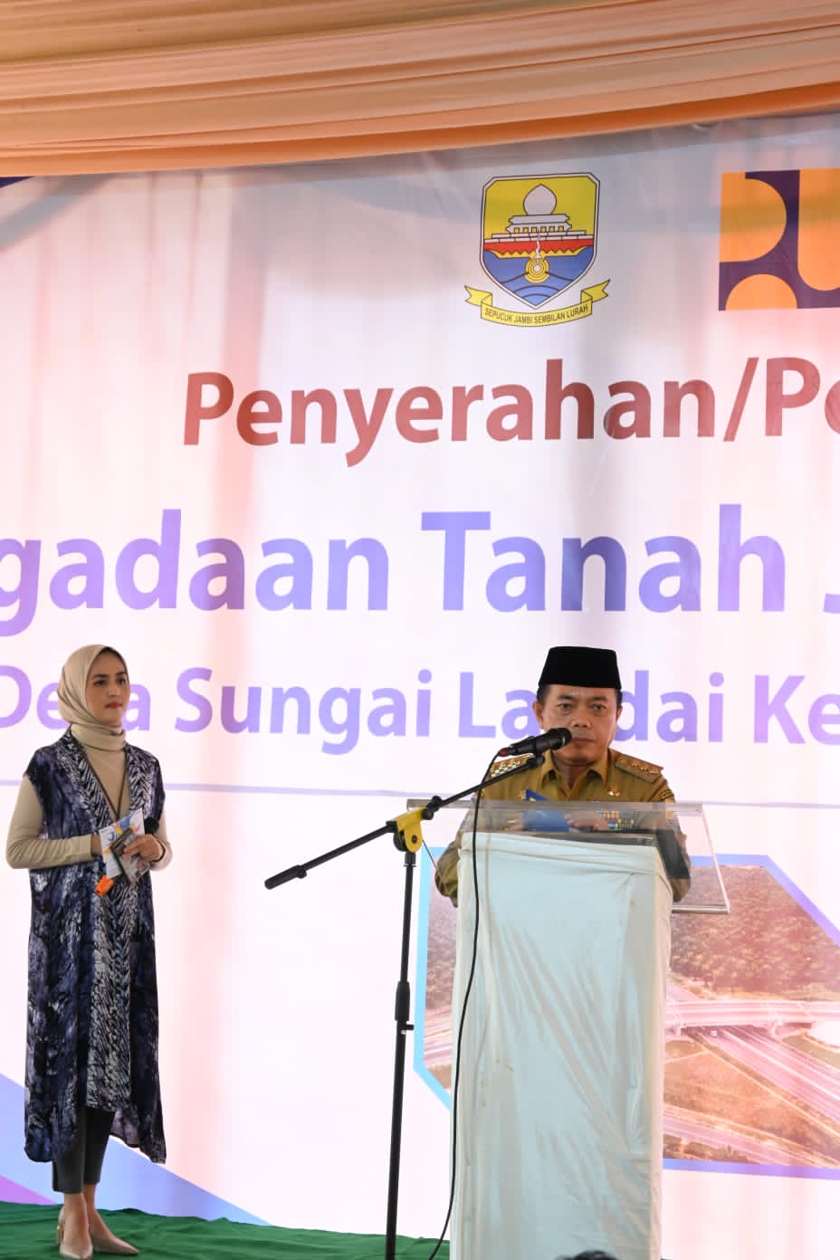 Bank Mandiri Salurkan UGR Tol Trans-Sumatra Bersama Gubernur Jambi