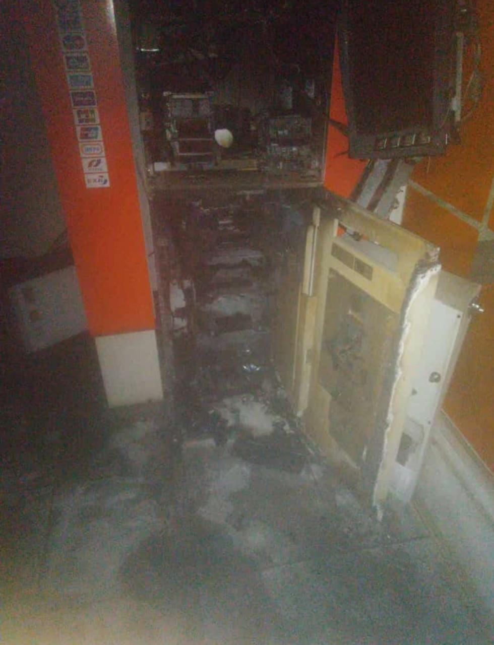 Sempat Dikira Terbakar, Mesin ATM BNI di Pasar Atas Bangko Dibobol Maling