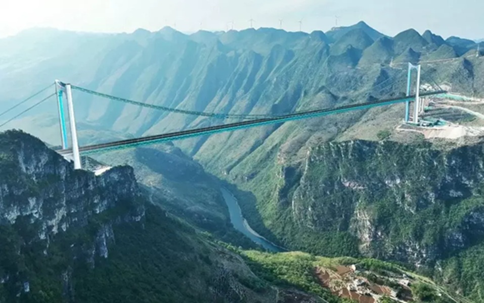 Ternyata! Jembatan Tertinggi di Dunia Ada di Negara Ini dengan Tinggi 625 Meter di Atas Ngarai