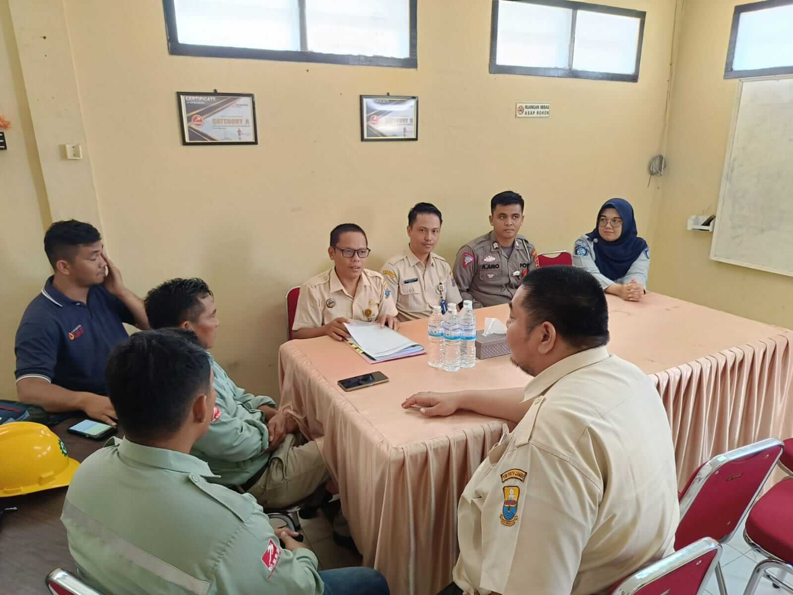 Jasa Raharja Jambi Bersama Tim Pembina Samsat Muara Sabak Laksanakan SIGAP ke PT WKS Tanjabtim