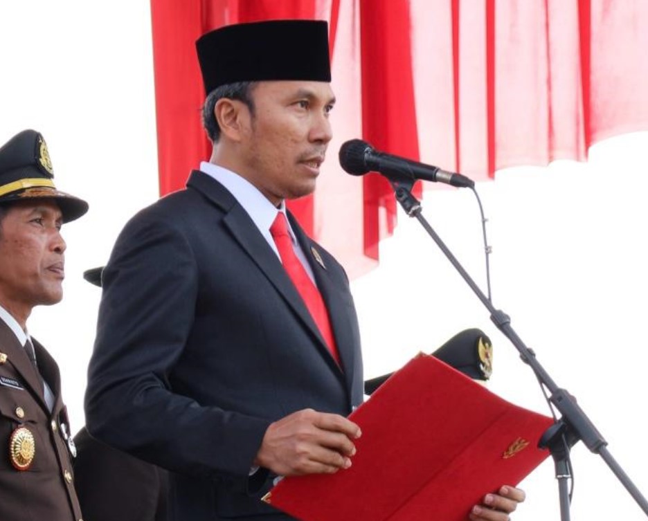 Edi Purwanto Bacakan Teks Proklamasi di Upacara HUT ke 79 RI.