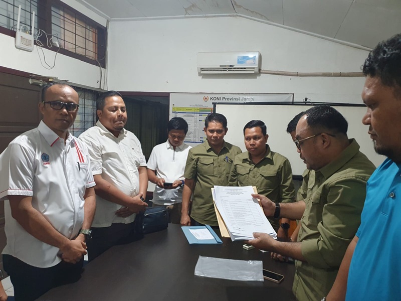 Ambil Formulir Bakal Calon Ketua Umum KONI Provinsi Jambi, AKBP Mat Sanusi Sebut Sudah Izin Kapolda Jambi