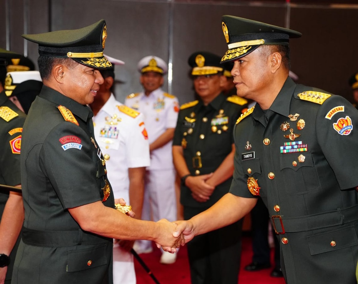 Panglima TNI Pimpin Acara Laporan Korps Kenaikan Pangkat 29 Perwira Tinggi TNI