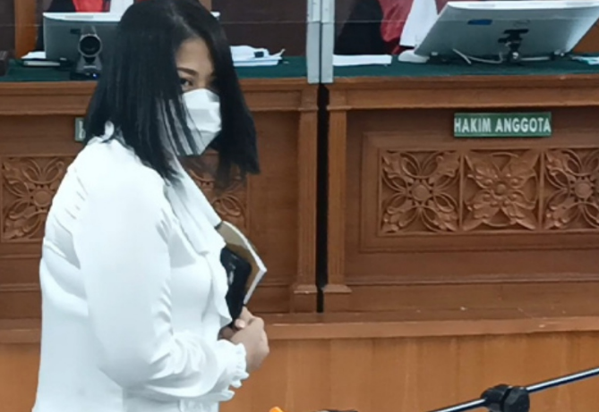 BREAKING NEWS : Putri Candrawathi Divonis 20 Tahun Penjara