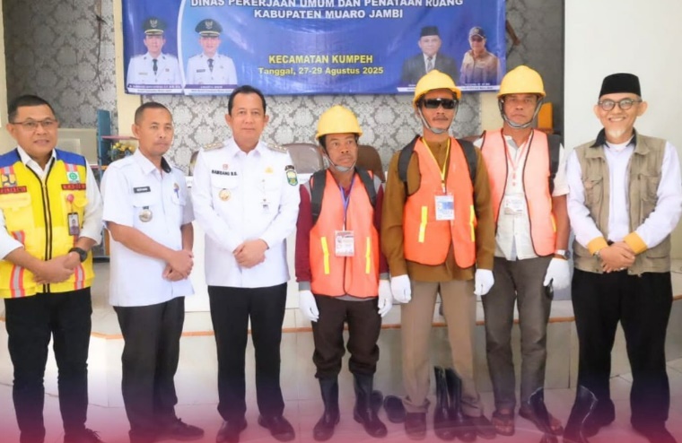 Bupati Muaro Jambi Buka Sertifikasi Tenaga Konstruksi, Janjikan Kehidupan Tukang Lebih Sejahtera