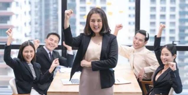 Cerdas dan Pekerja Keras, Ini 4  Shio Capai Puncak Kesuksesan dalam Karier
