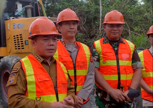 Disorot Dewan, Gubernur Jambi Al Haris Tegaskan Jalan Simpang Karmeo-Kilangan Bukan Jalan Khusus Batu Bara 