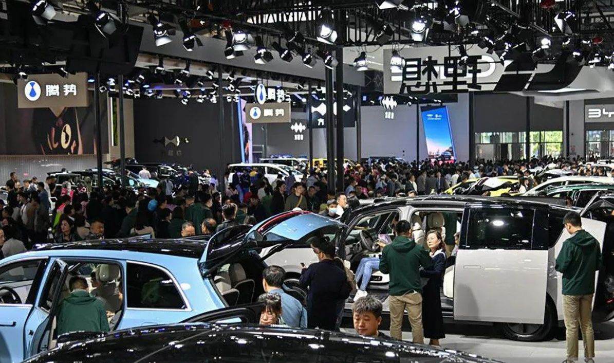 Tiongkok Rilis Roadmap 3.0, Targetkan 80 Persen Kendaraan Listrik pada 2040