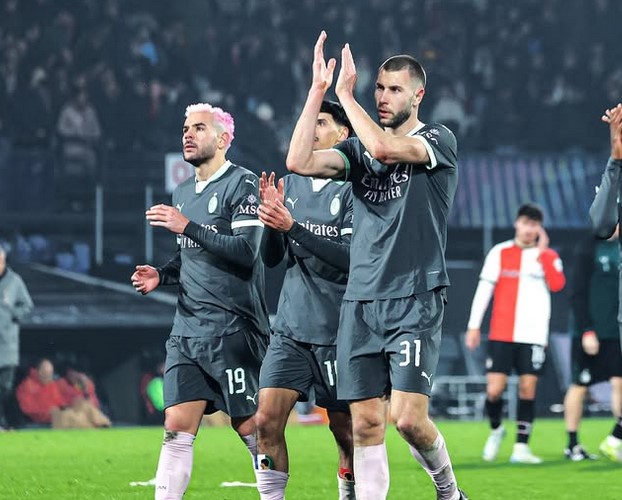 Hasil Liga Champions: AC Milan Tumbang 0-1 di Markas Feyenoord, Misi Berat di Leg Kedua!