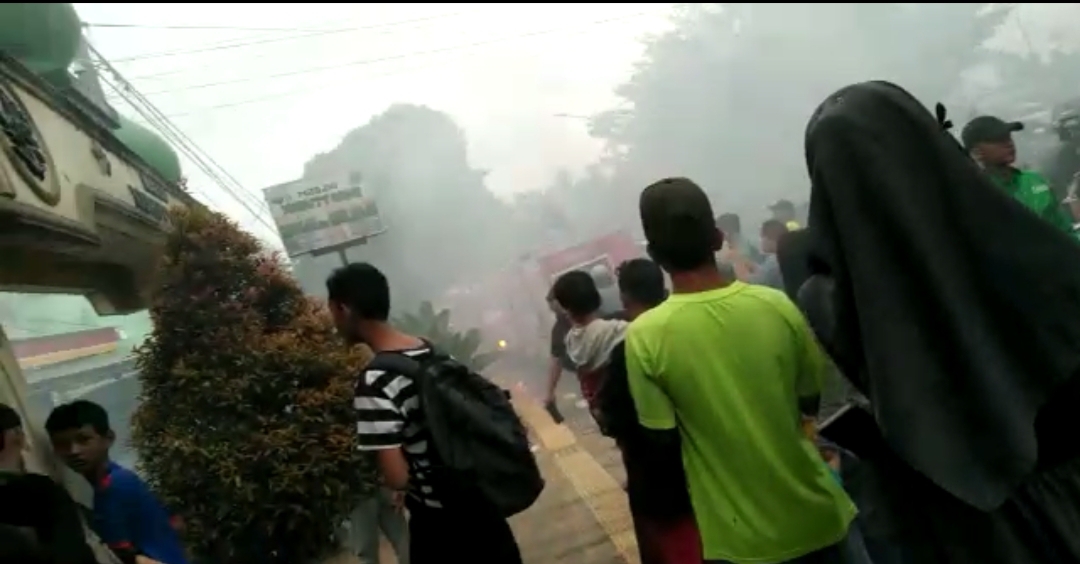 BREAKING NEWS: Alfamart di Kotabaru Jambi Terbakar, Begini Kondisinya
