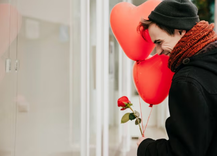 Full Romantis! 5 Zodiak yang Paling Sulit Jatuh Cinta, Tapi Sekali Sayang Setia Selamanya