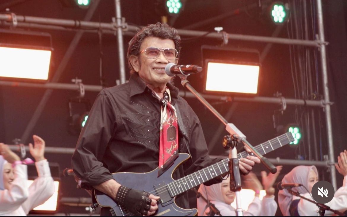Seru! Lagu Maliq & D’Essentials jadi Bercengkok Dibawakan Raja Dangdut Rhoma Irama