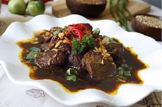 Mengenal Daging Masak Hitam, Kuliner Khas Jambi, Lengkap dengan cara Membuatnya