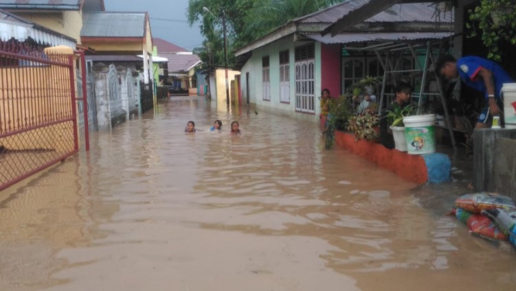 Hujan Deras di Kota Jambi, Wilayah Ini Banjir, Lurah: Sudah Tidak Asing Lagi