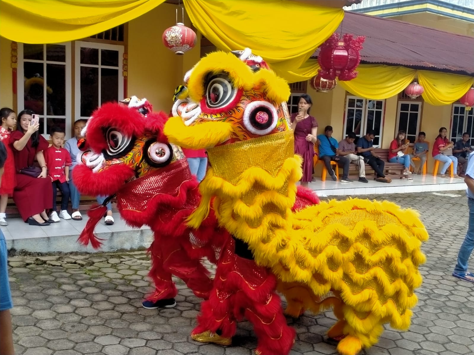 Gong Xi Fa Cai! Pertunjukan Barongsai Meriahkan Perayaan Imlek 2023 di Vihara Padmakirti Bungo