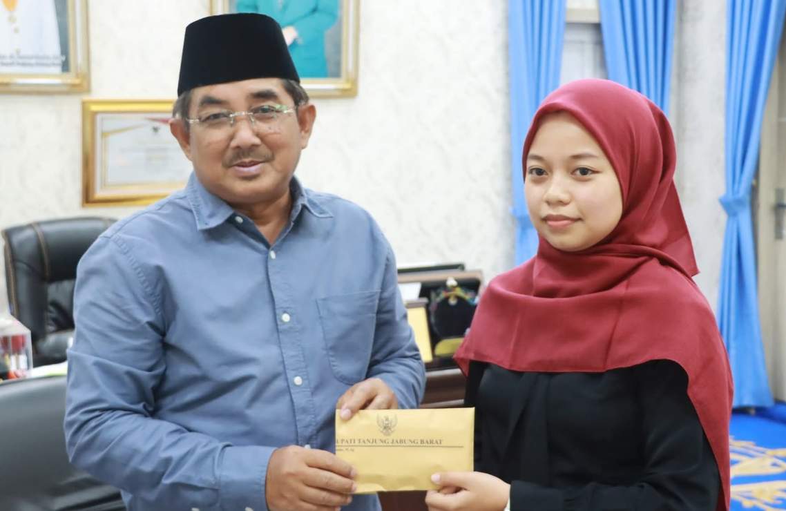 Bangga! Anwar Sadat Apresiasi Nurazlina, Pemuda Berprestasi yang Terpilih Ikuti Program Internasional di Tiong