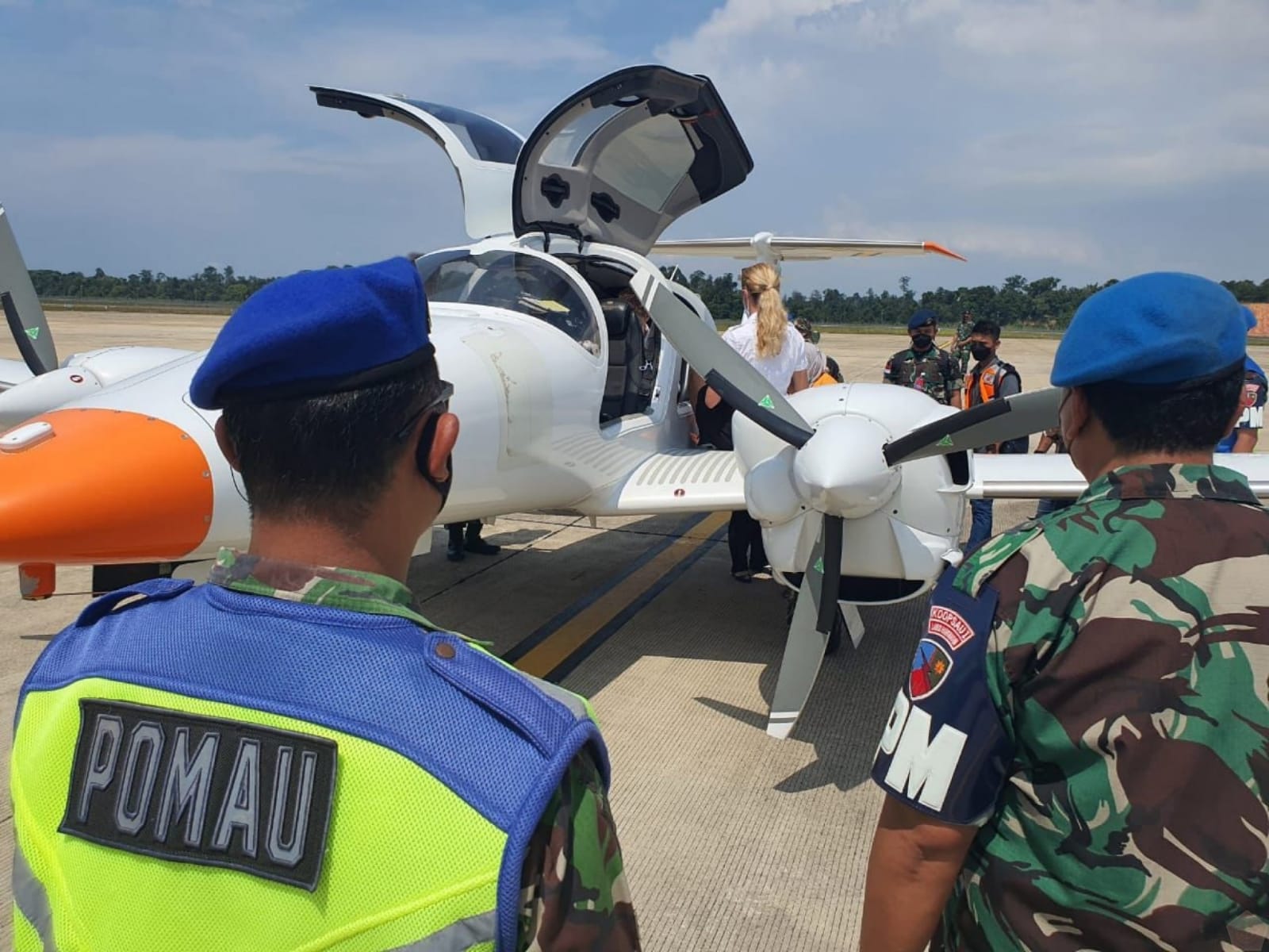 TNI AU Perintahkan Pesawat Asing Mendarat, Ini Penyebabnya