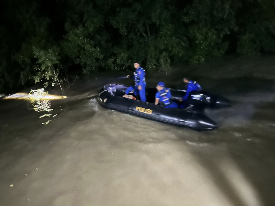 Sempat Hilang Terbawa Arus Sungai Pengabuan, Pemuda Kuala Tungkal Ditemukan, Begini Kondisinya