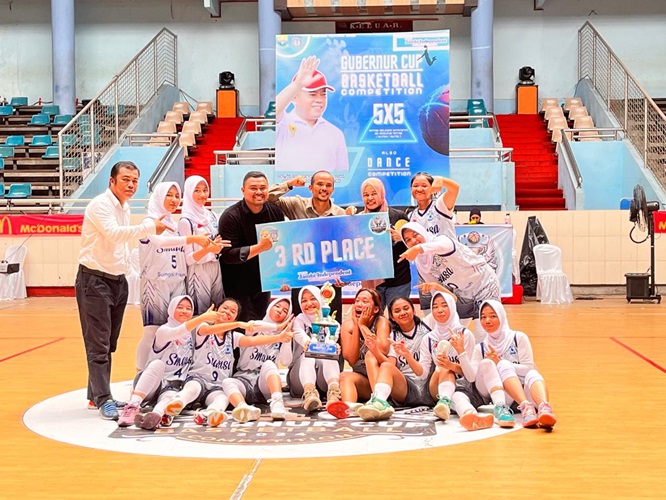 SMAN 2 Sungai Penuh Juara 3 Basket Putri Gubernur Cup Basketball 2024