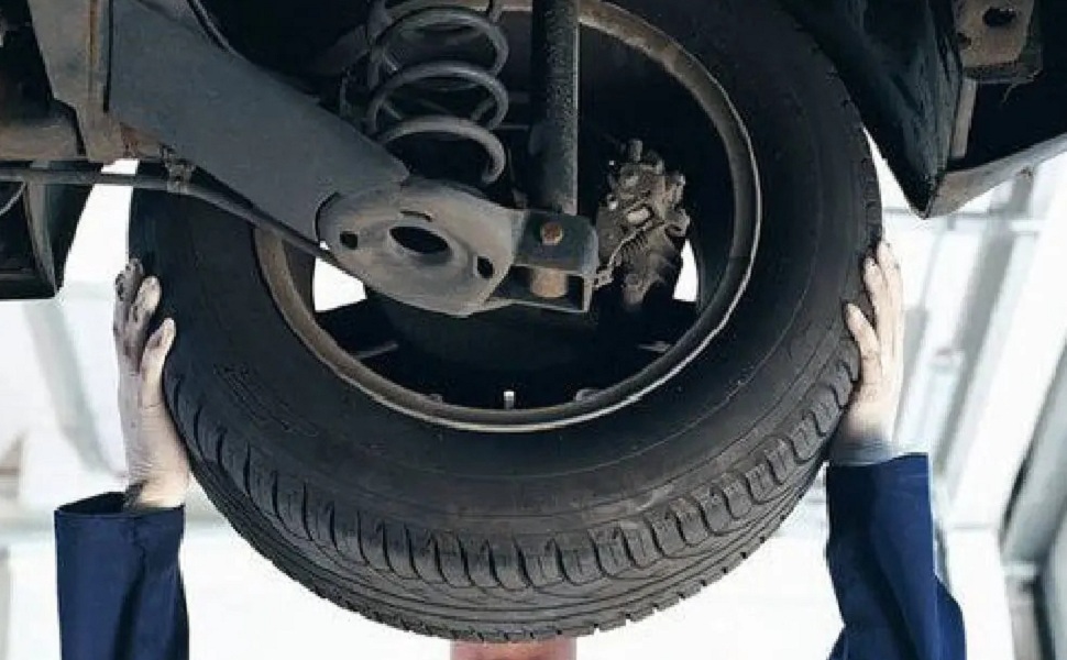  Setir Bergetar dan Mobil Limbung? Bisa Jadi Ini Tanda Bushing Arm Mobil Anda Minta Diganti!