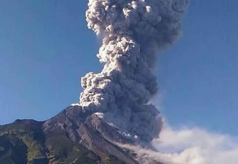 Gunung Merapi Kembali Erupsi, Gugurkan Lava Pijar hingga 17 Kali