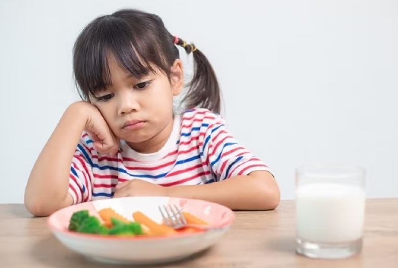 10 Cara Ampuh Mengatasi Anak Susah Makan
