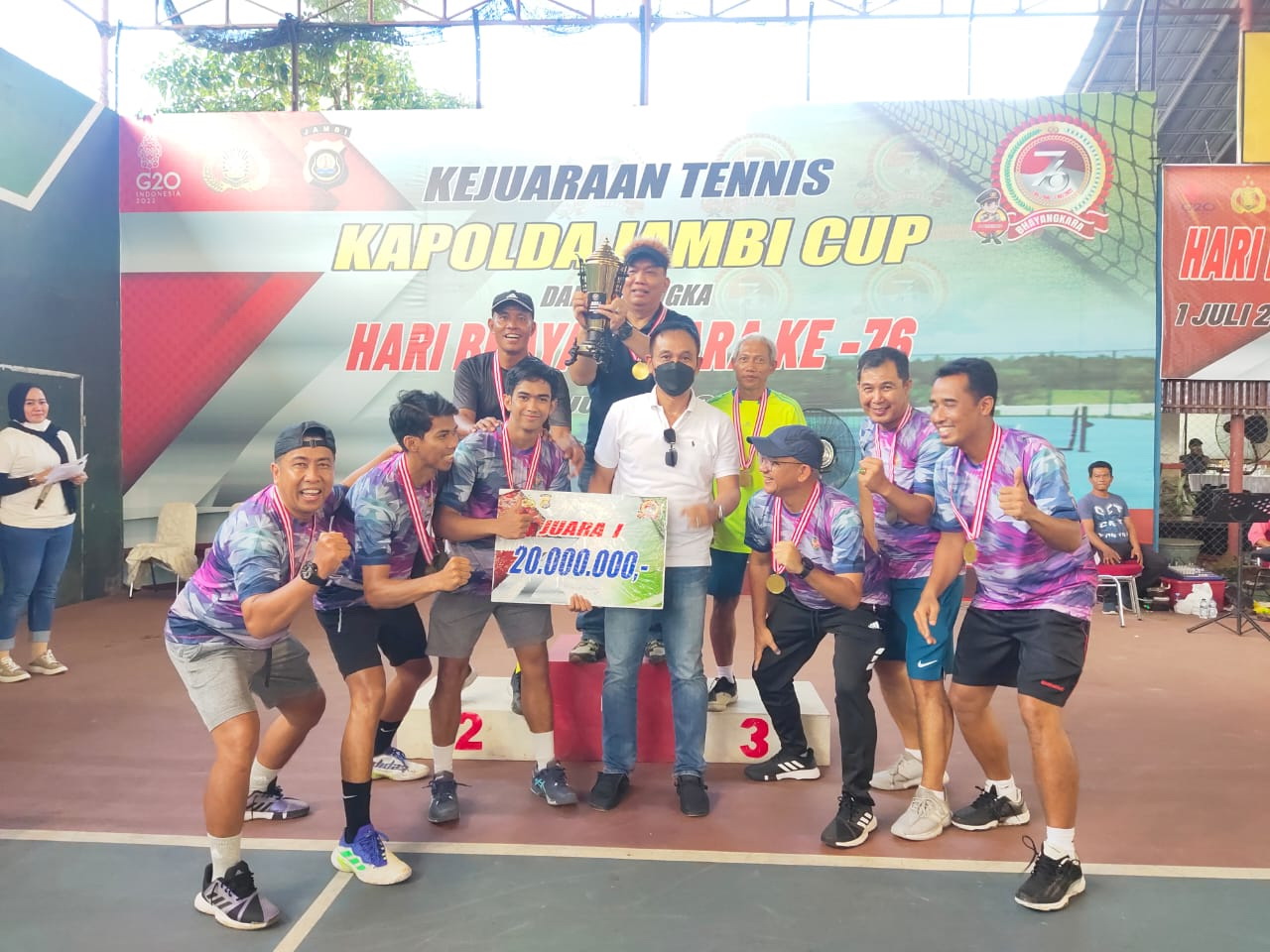 Tim Siginjai Sakti Polda Jambi Juara 1 Kejuaraan Tenis Kapolda Cup, Yuk Lihat Hadiahnya