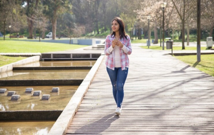 Wajib Coba! Jalan Kaki Bisa Jadi Momen Healing Yang Nyata