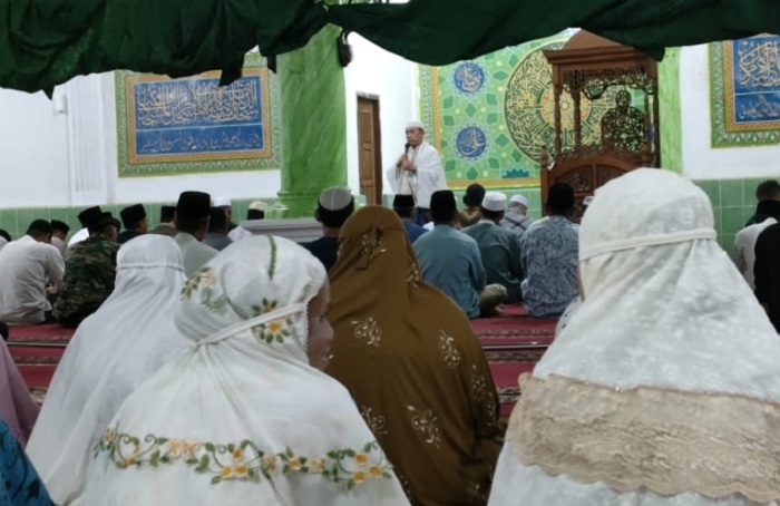 Gubernur Jambi Al Haris Safari Subuh di Masjid Ar-Raudhah Nipah Panjang