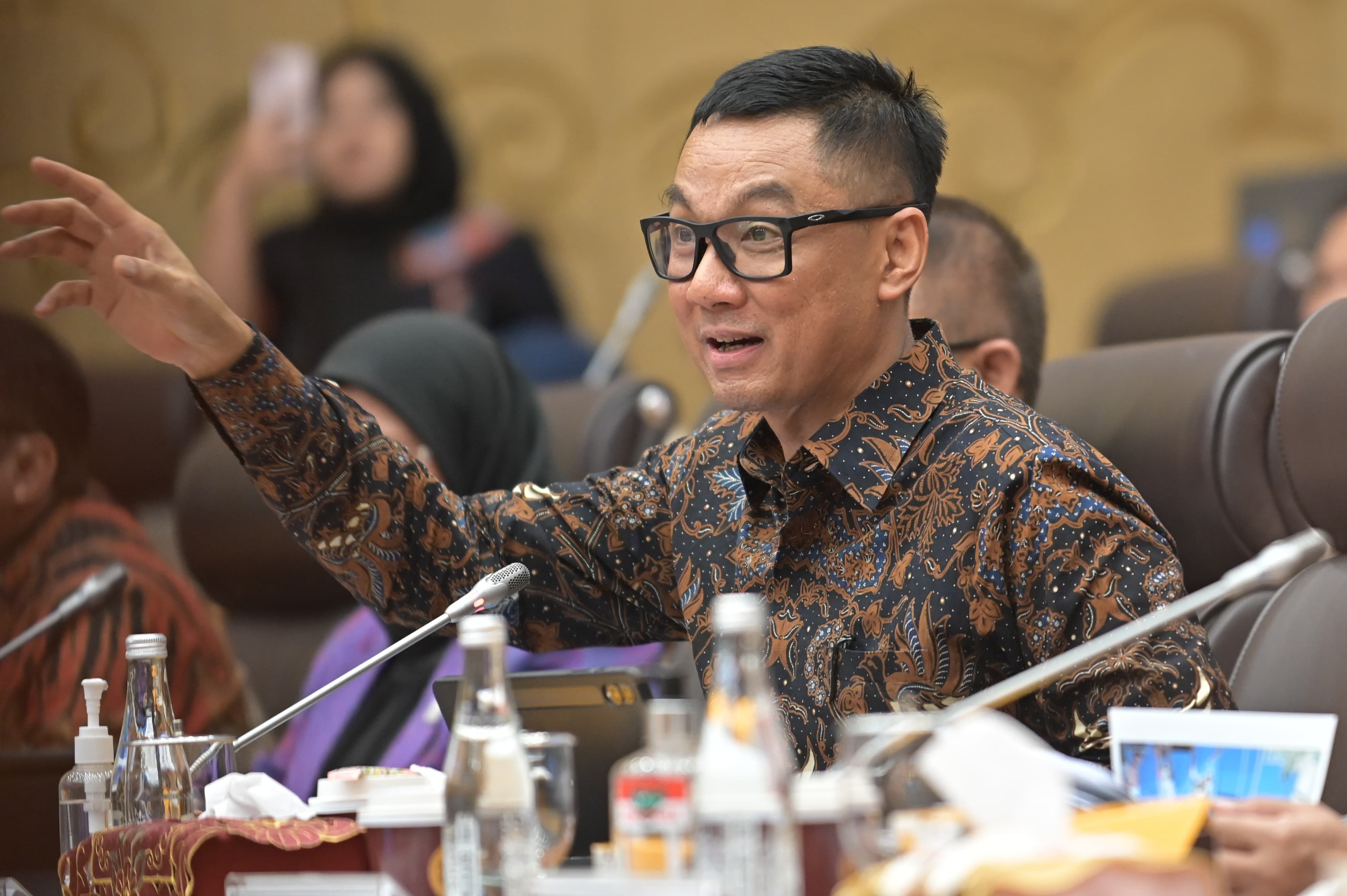 Kualitas Layanan Terus Meningkat, Komisi XII DPR RI Apresiasi Aplikasi PLN Mobile