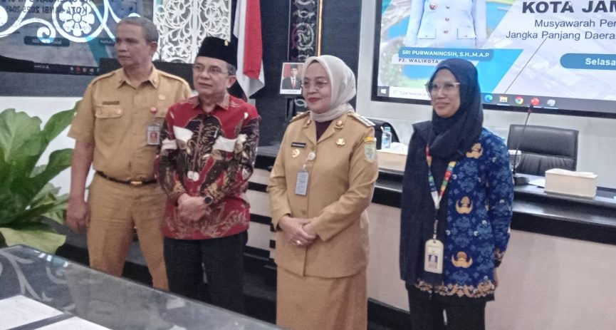 Pj Wali Kota Jambi Sri Purwaningsih Sampaikan Ini pada Pembukaan Musrenbang RPJPD Kota Jambi 2025-2045