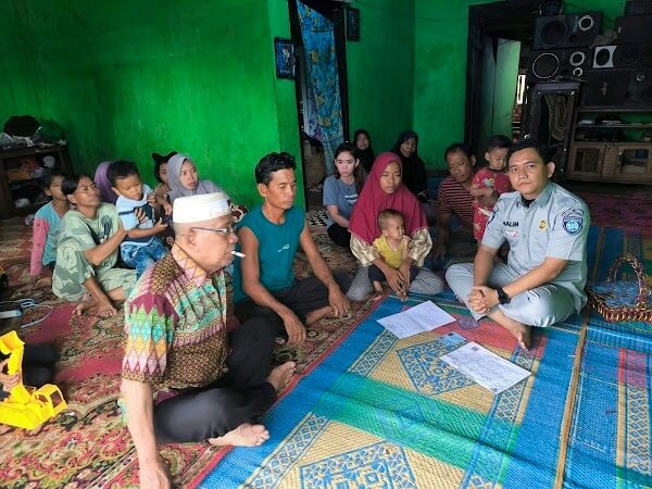 Jasa Raharja Jambi Berikan Santunan ke Korban Kecelakaan di Desa Pematang Pulai Sekernan Muaro Jambi