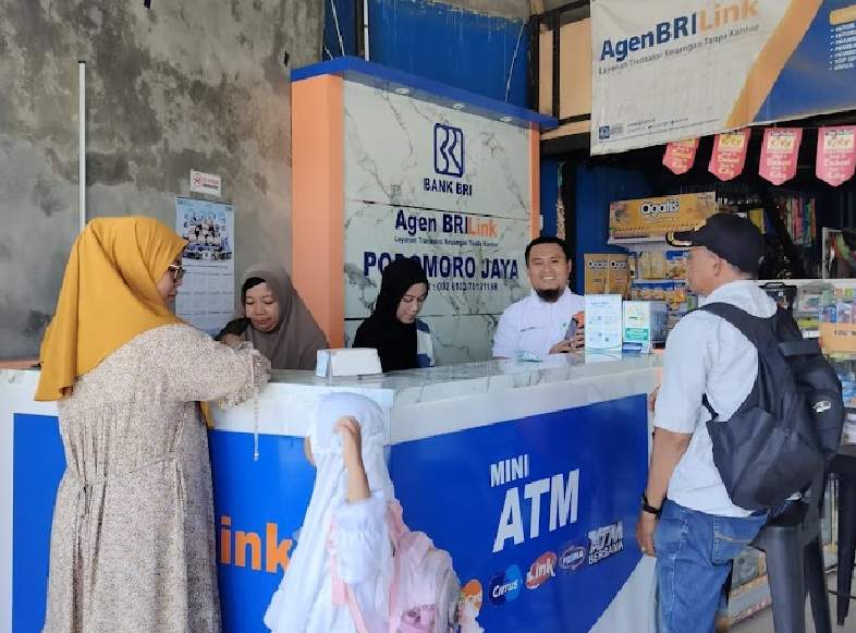 AgenBRILink Dekatkan Akses Layanan Keuangan bagi Petani di Kabupaten Gowa