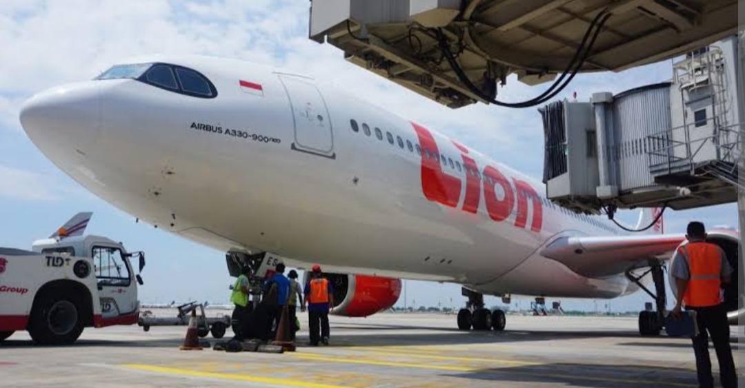 EGM Sultan Thaha Sebut Tak Ada Penumpang Terlantar :  Lion Air Sudah Beri Kompensasi